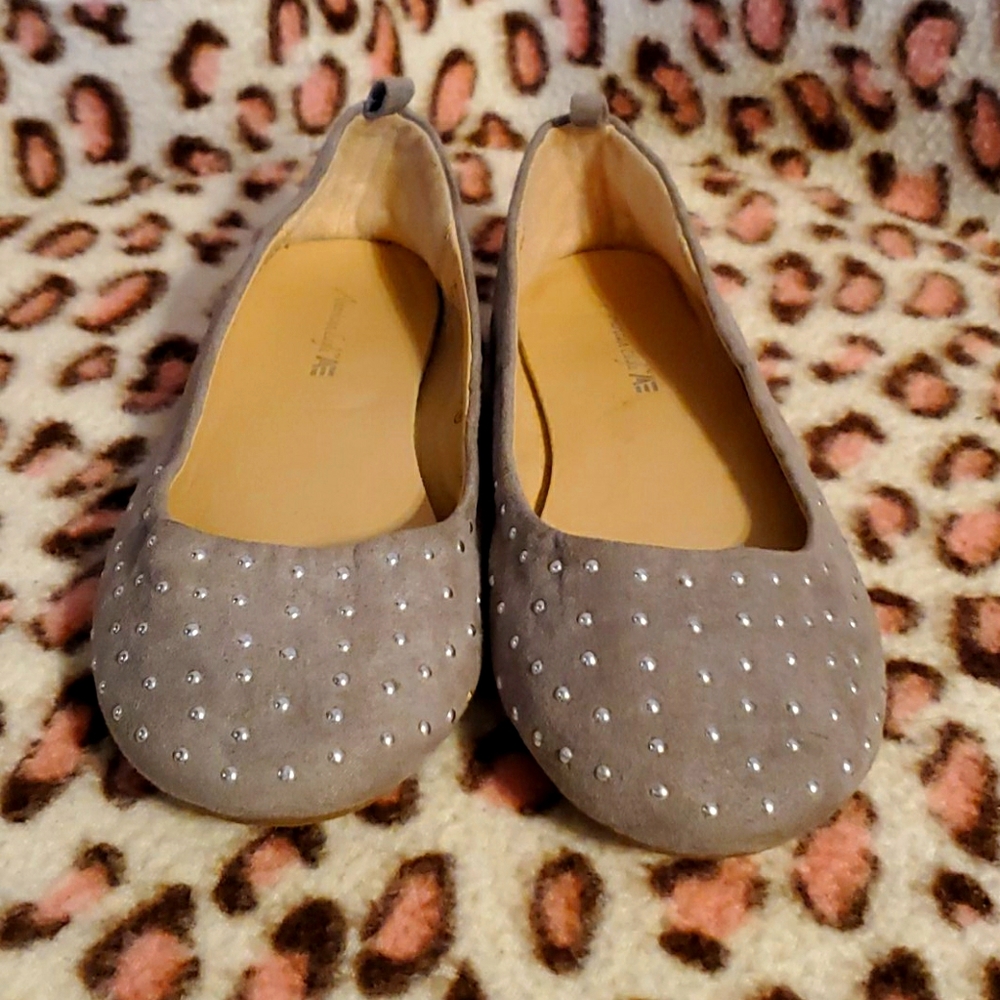 American eagle grey flats with gems in the front
